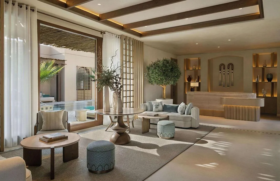 Rare Finds Desert Resort-1