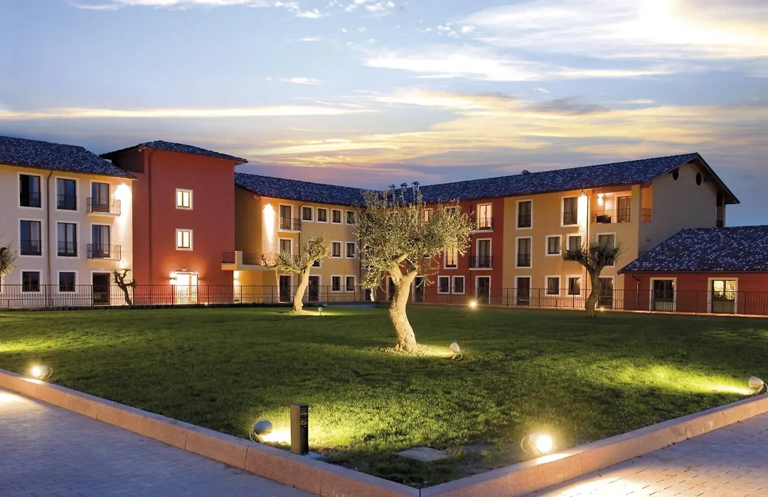 Th Lazise - Hotel Parchi Del Garda-1
