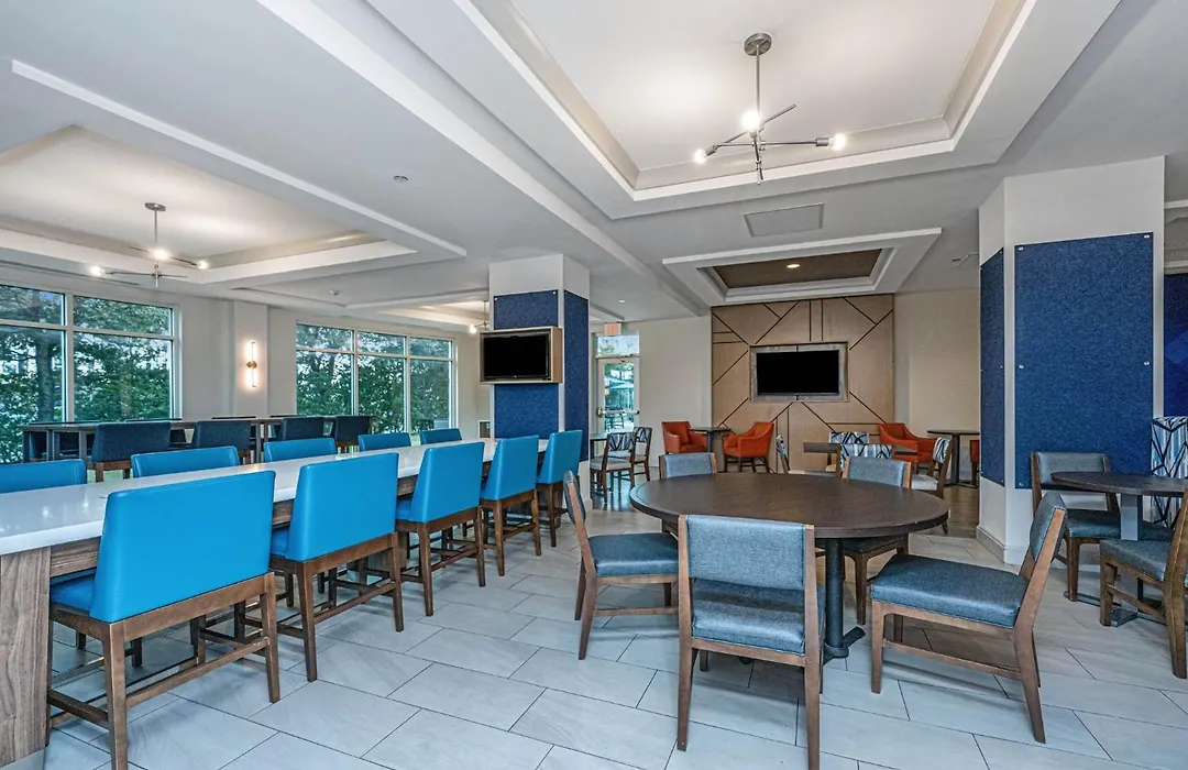 Holiday Inn Express & Suites Charleston Arpt-Conv Ctr Area By Ihg-1
