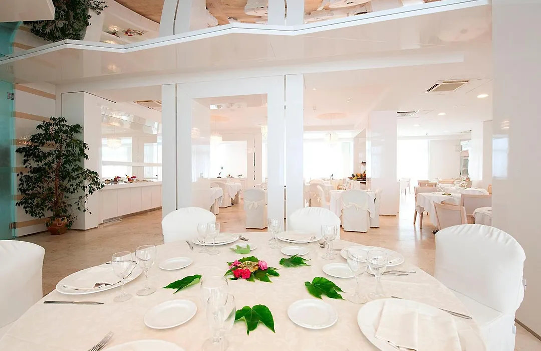 Hotel Excelsior-1