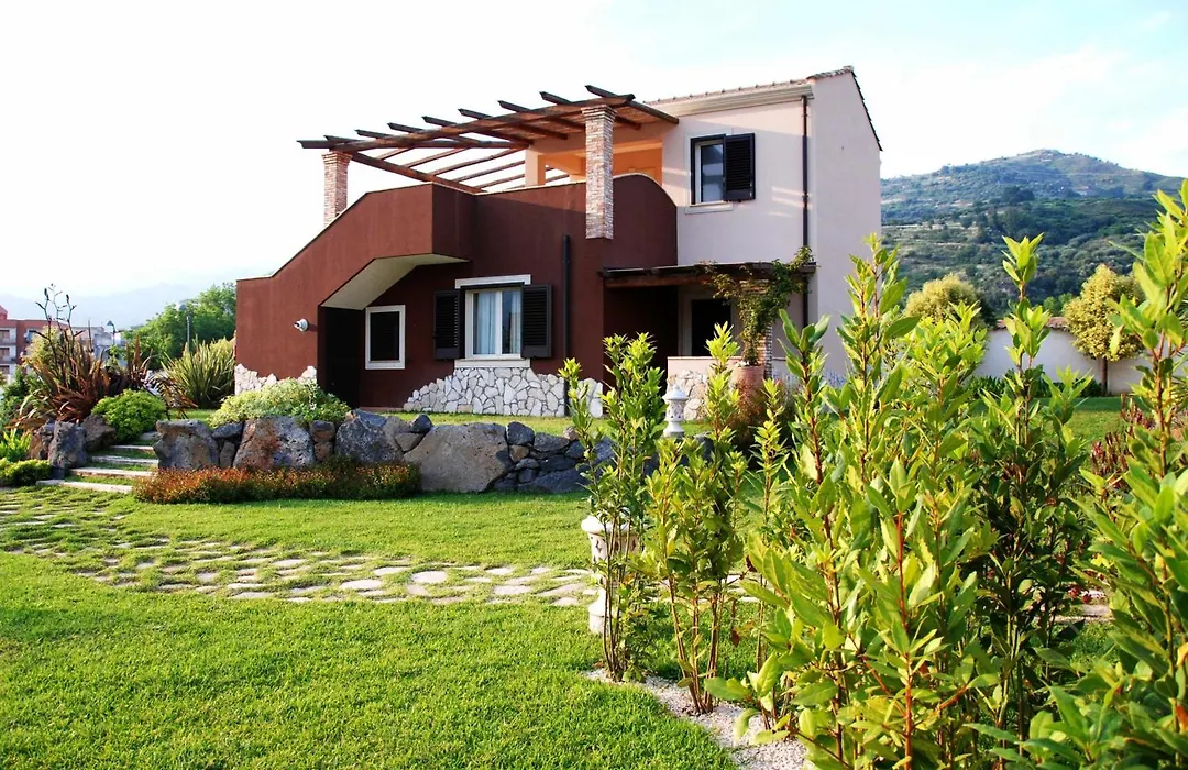 Alcantara Resort Di Charme Adults Only-1