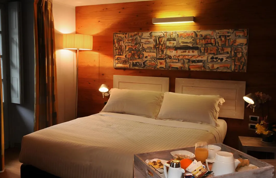 Hotel Ad Gallias-1