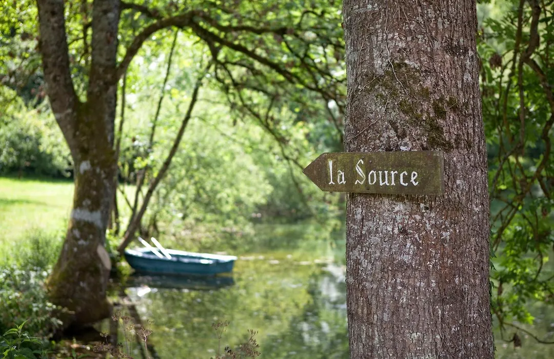 Demeures Et Chateaux La Source Bleue-1