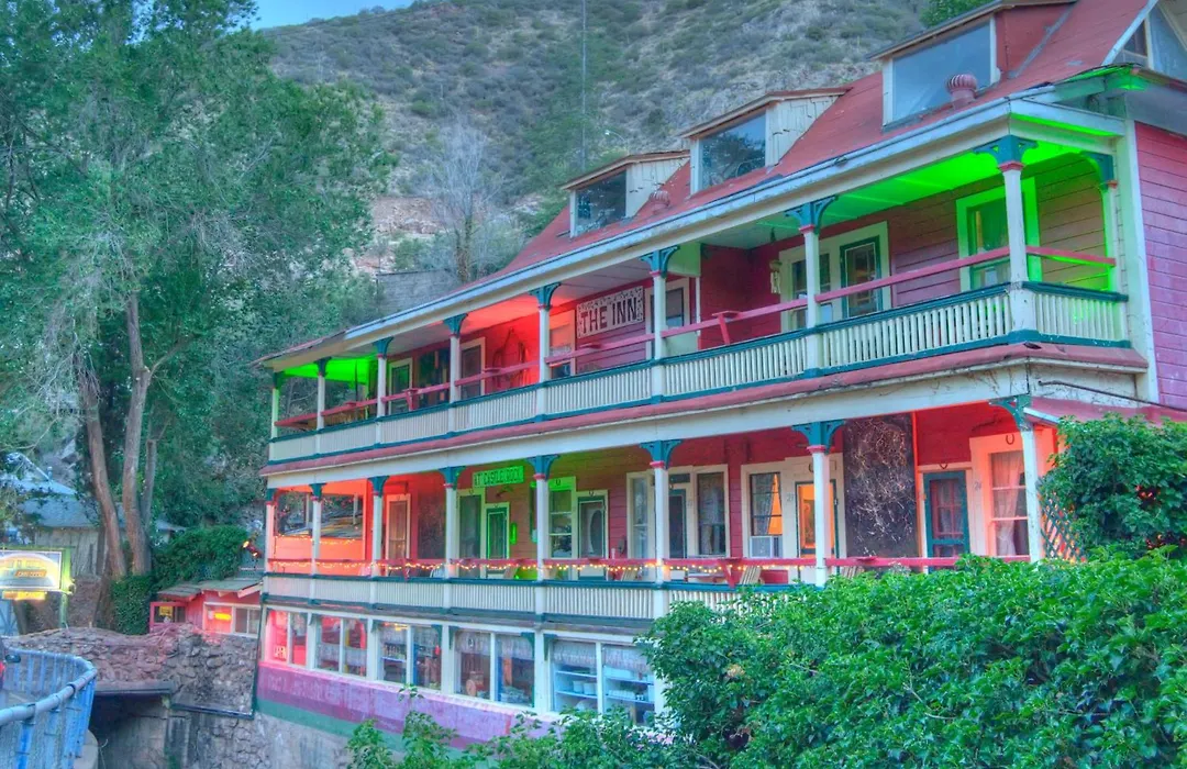The Inn At Castle Rock-1