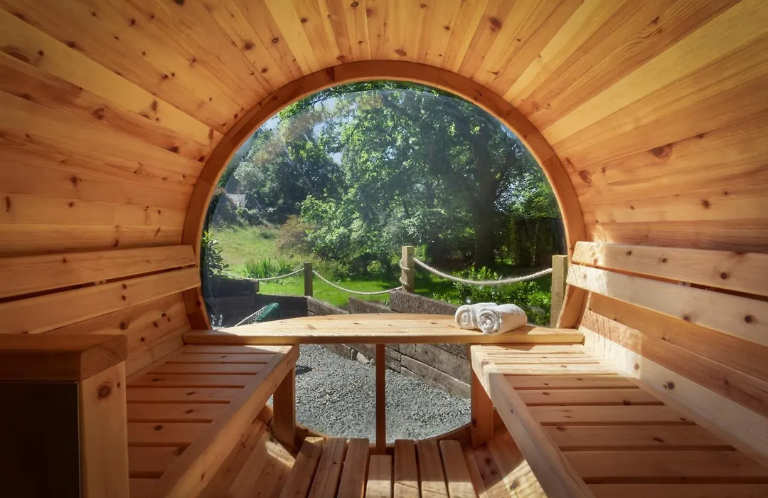 Aphrodites Group - Luxury Hot Tub Suites In Central Lake District!-1