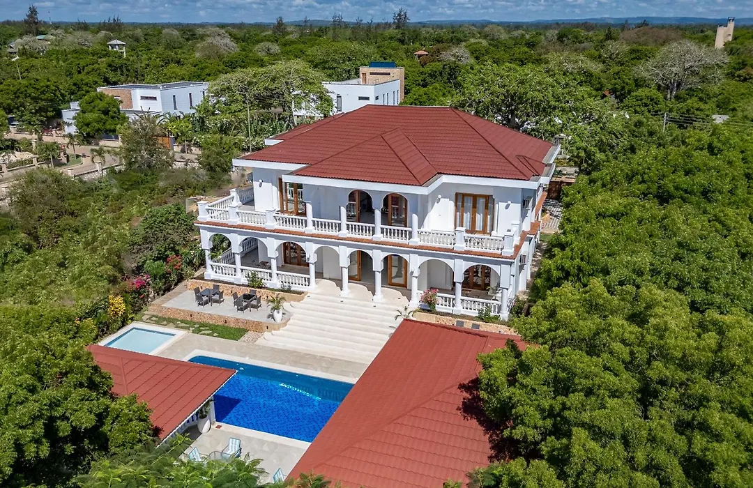 Villa Branca Diani Boutique Luxury & Personalized Service-1
