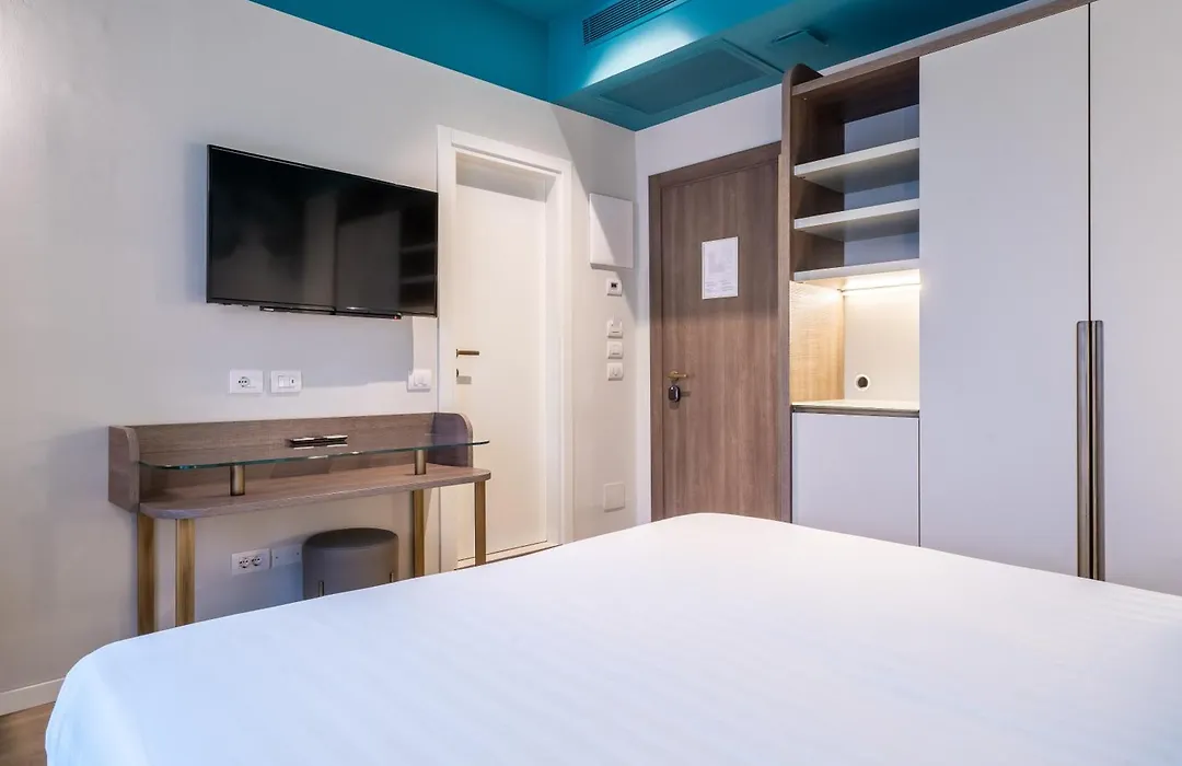 Hotel Regina Elena 57&Oro Bianco SPA-1
