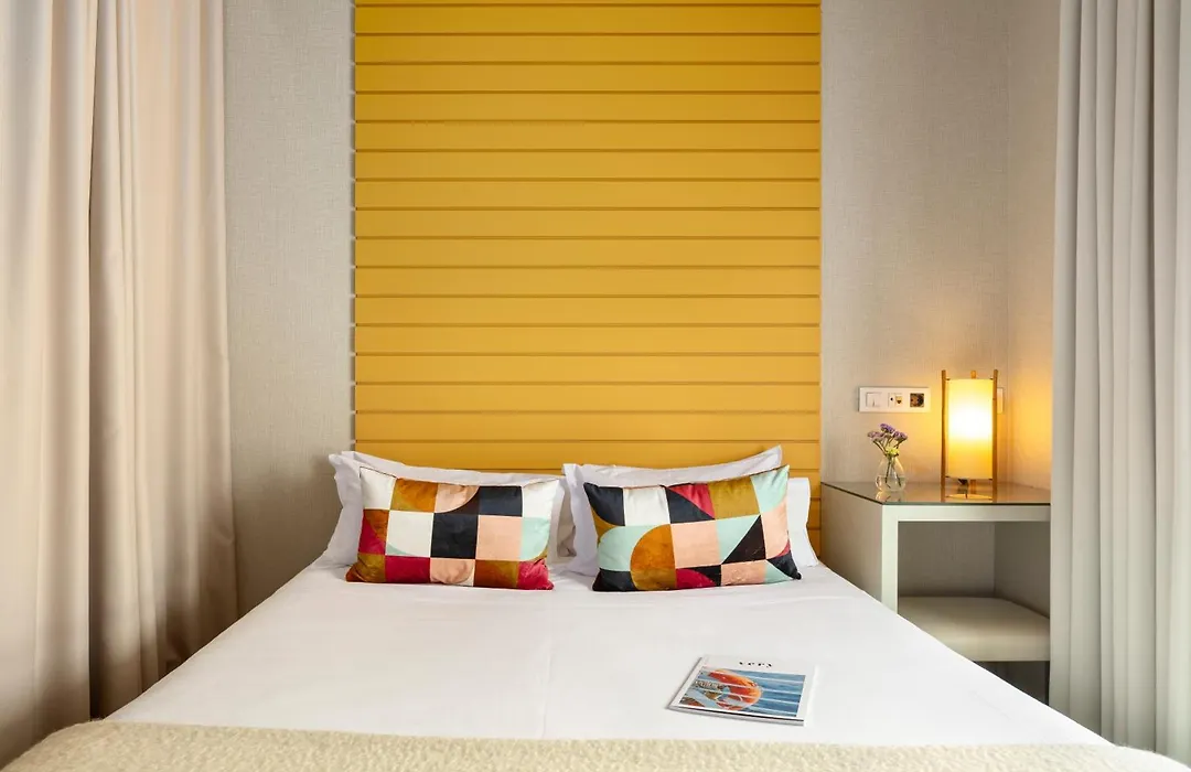 Hotel Miró-1