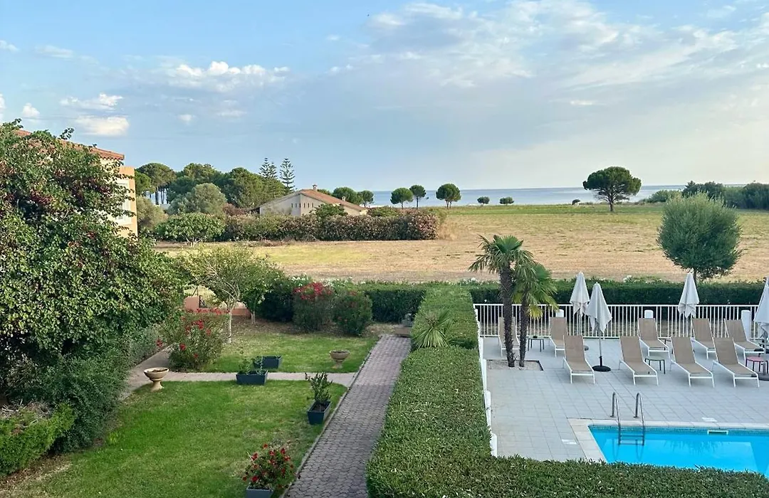 Hotel Thalassa-1