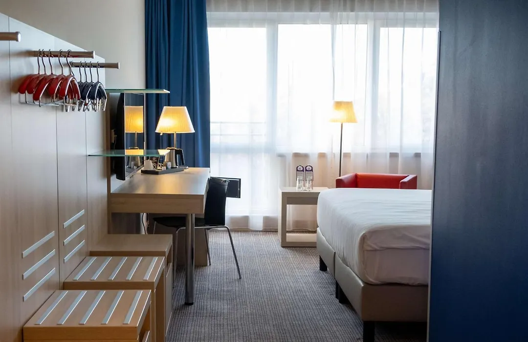 Park Inn By Radisson Linz-1