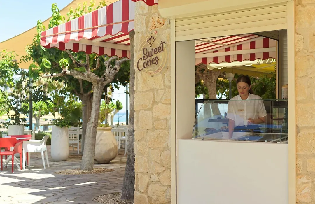 St George Beach Hotel&Spa Resort-1