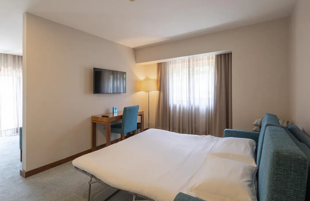Hotel Navarras-1