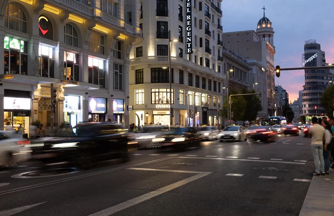 Hotel Avenida Gran Via-1