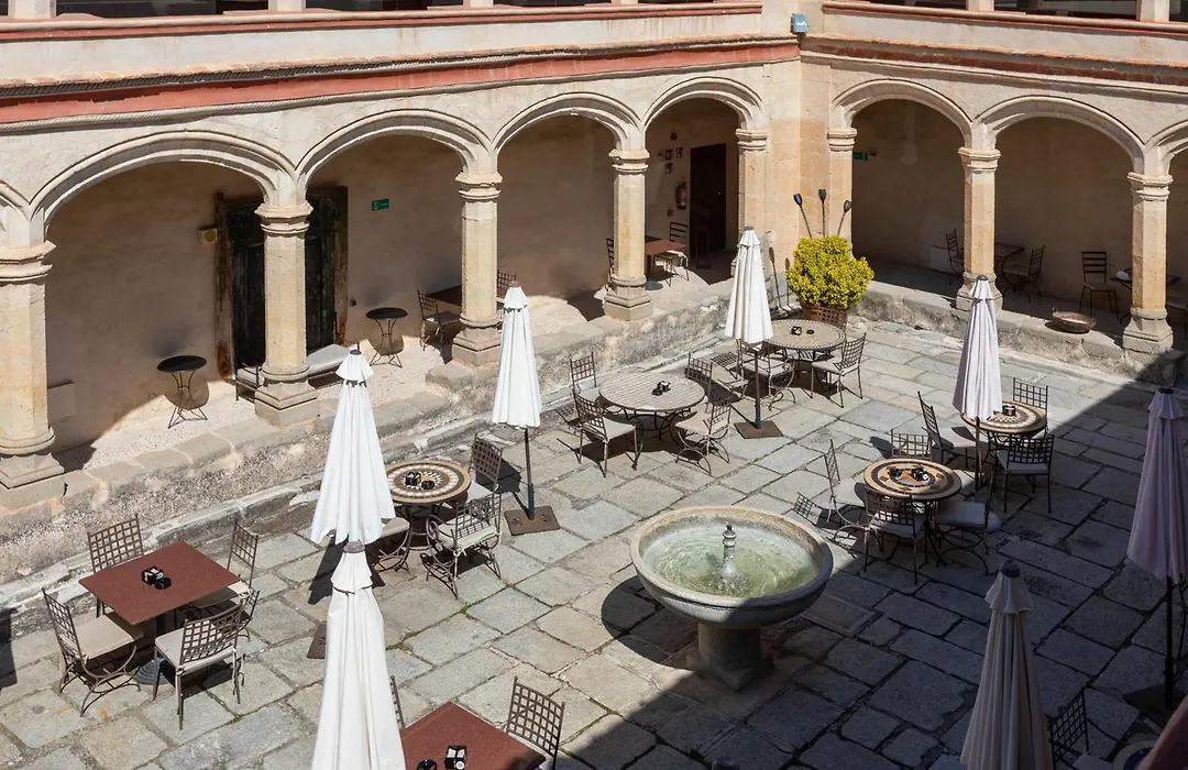 Hotel San Antonio el Real-1