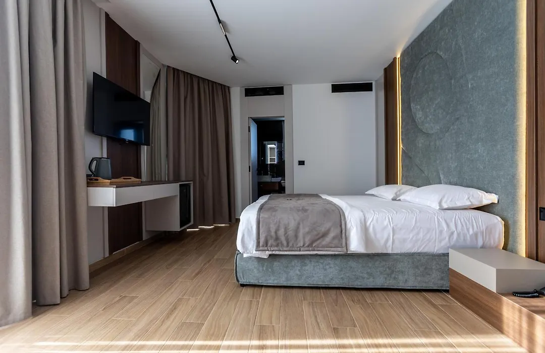 Bolt Boutique Hotel-1