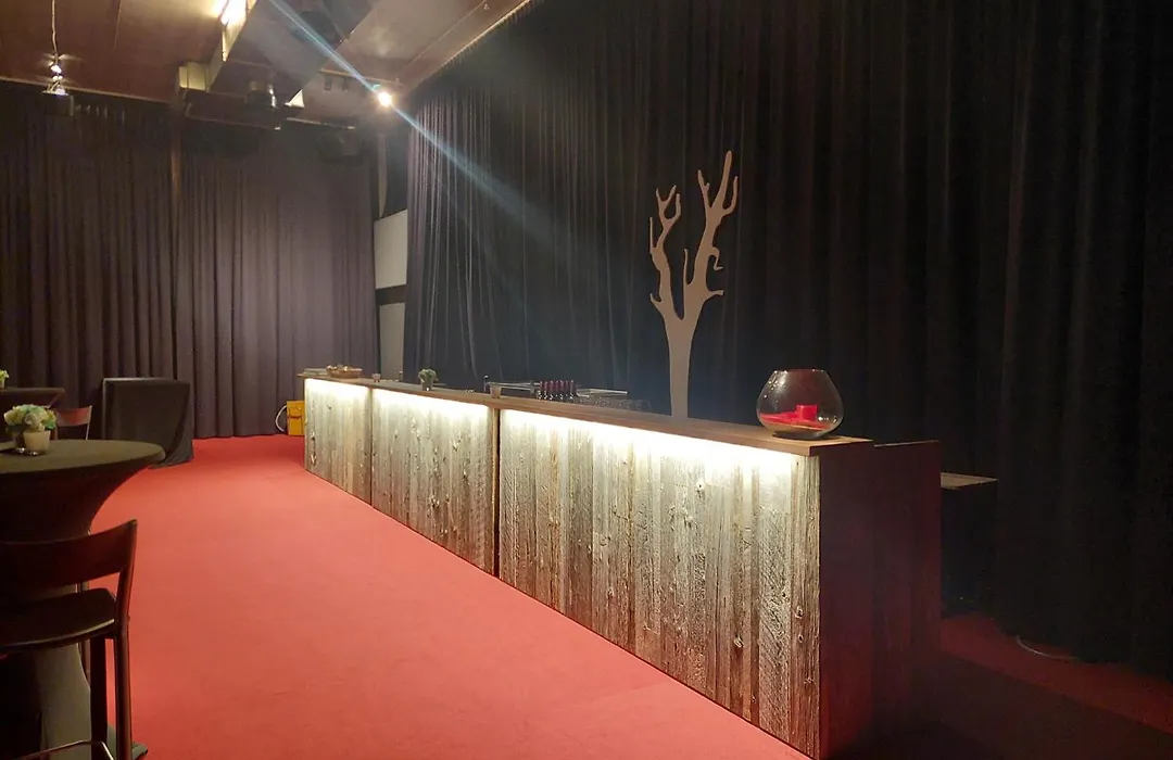 D-Hotel-1