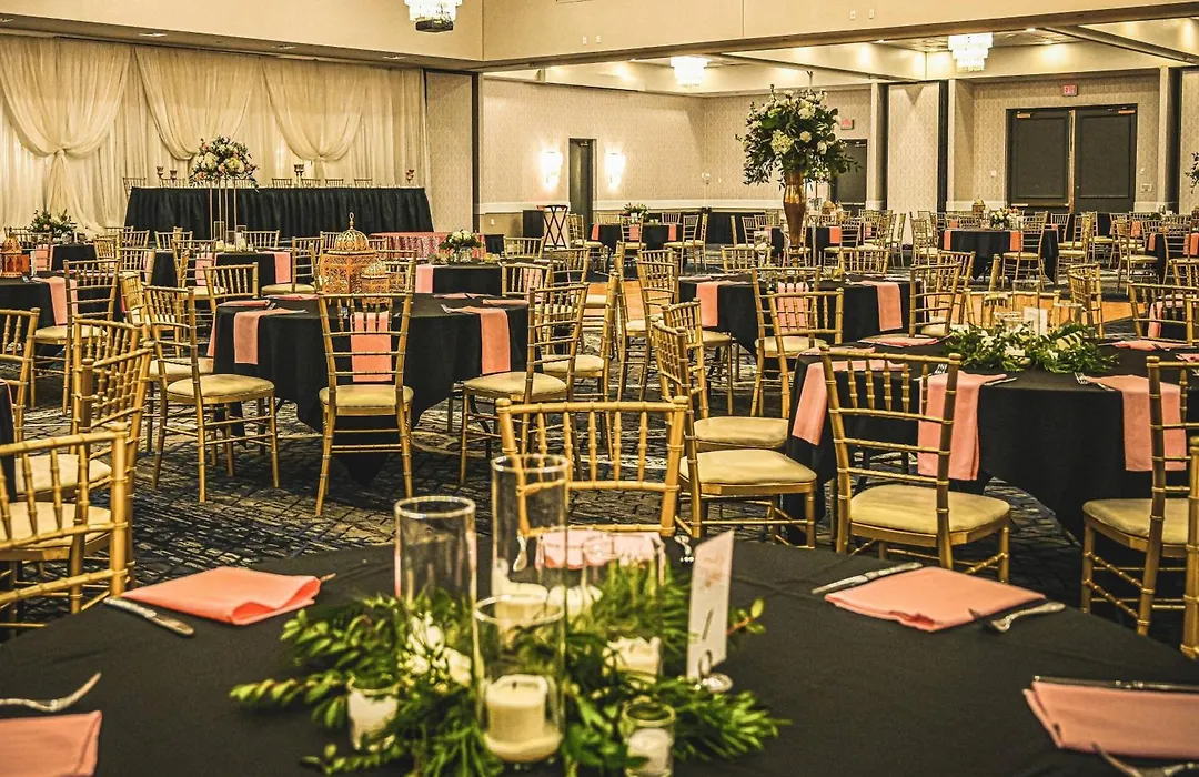 Delta Hotels By Marriott Cincinnati Sharonville-1