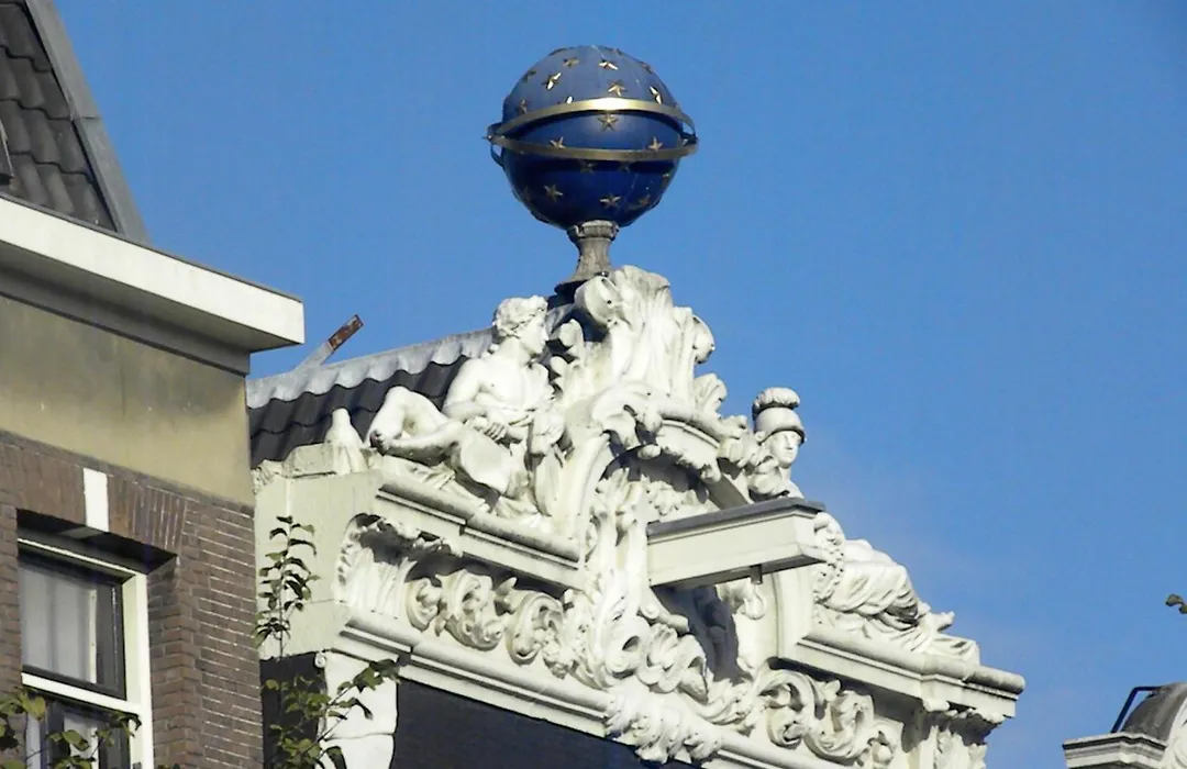 Ambassade Hotel-1