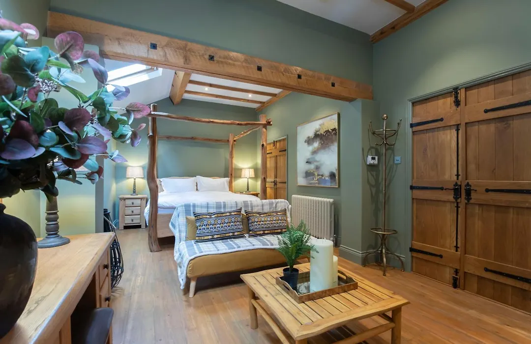 Stable Lodge - Boutique Bed & Breakfast-1