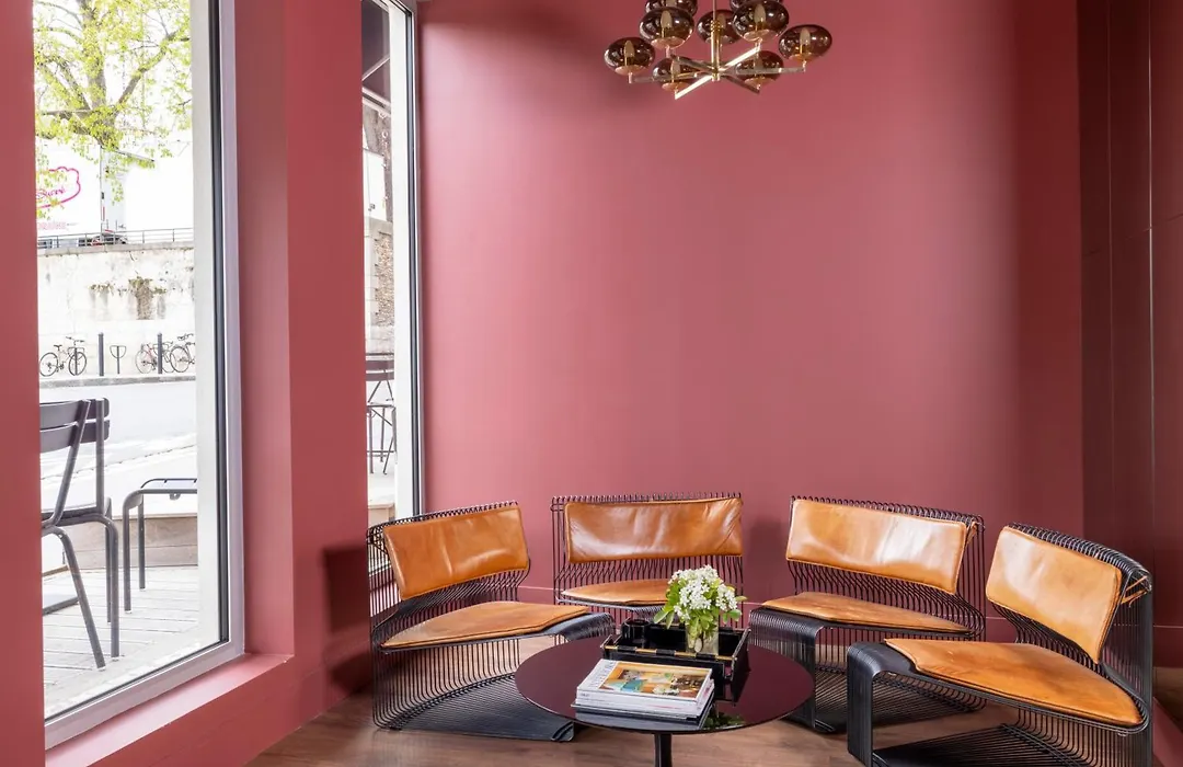 Lhotel - Face Au Chateau - Boutique Hotel Et Seminaires-1
