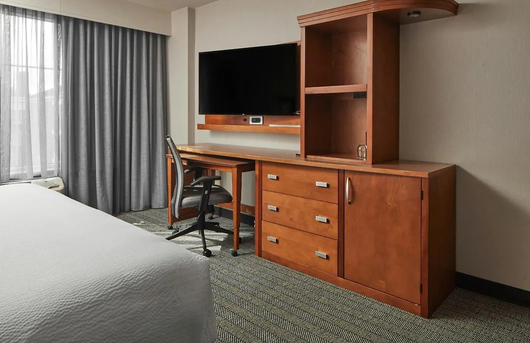 Courtyard By Marriott Charlottesville - University Medical Center-1