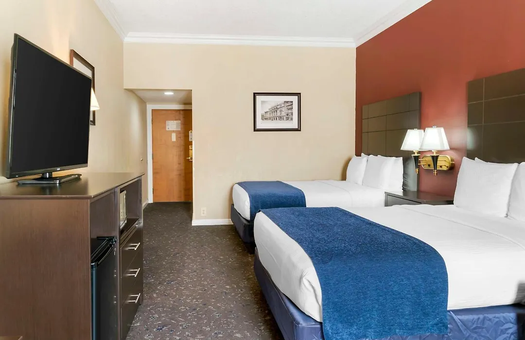 Best Western Greenfield Inn-1