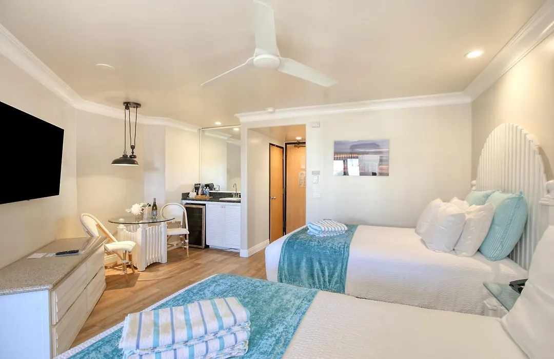 SeaVenture Beach Hotel-1