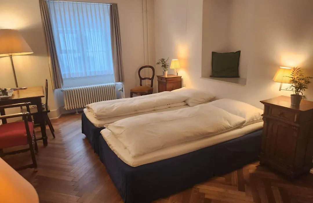 Hotel Im Schlosspark-1