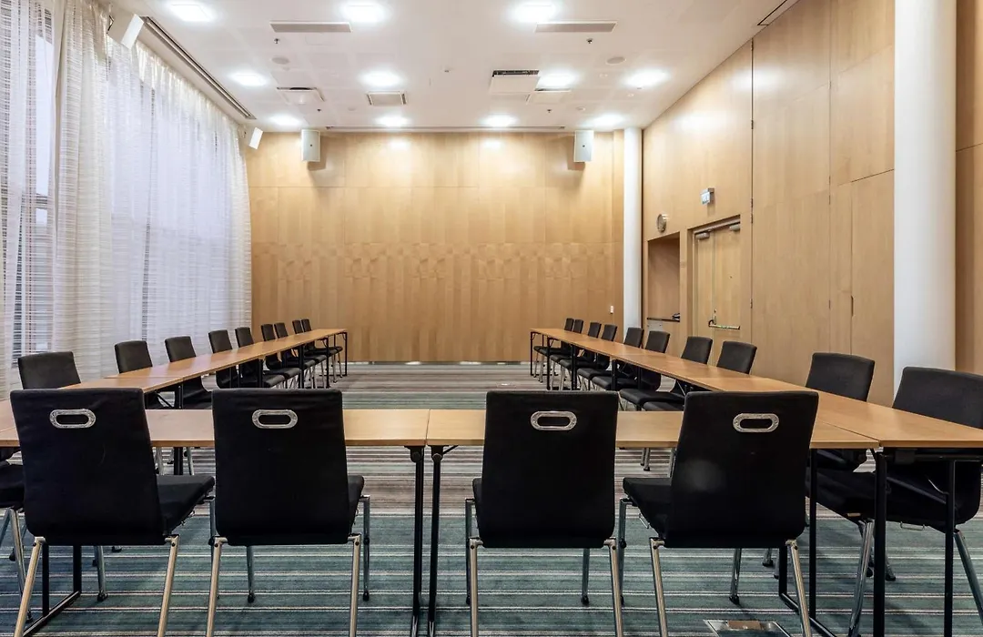 Hilton Helsinki Airport-1