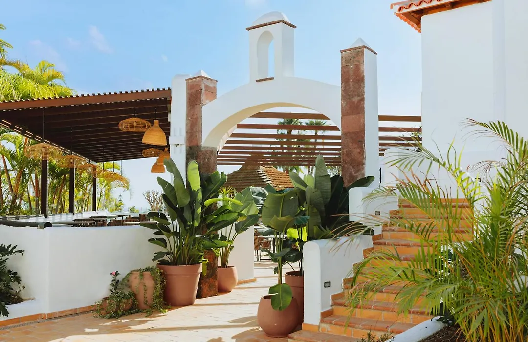 Hotel Jardin Tecina-1