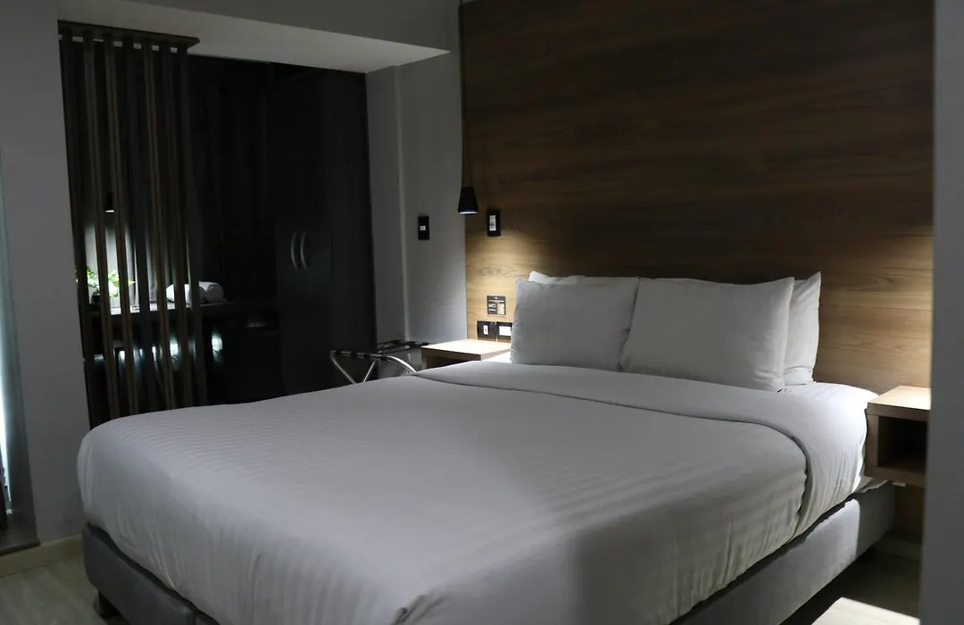 The Blue Hotel-1