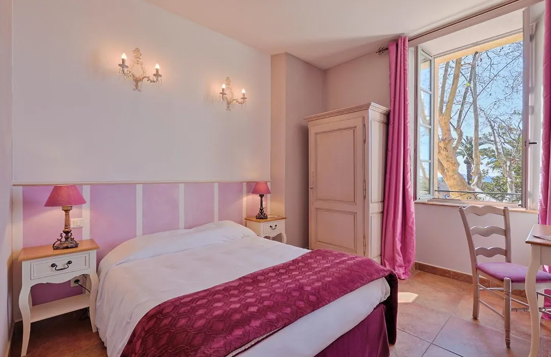 Hostellerie Du Cigalou-1