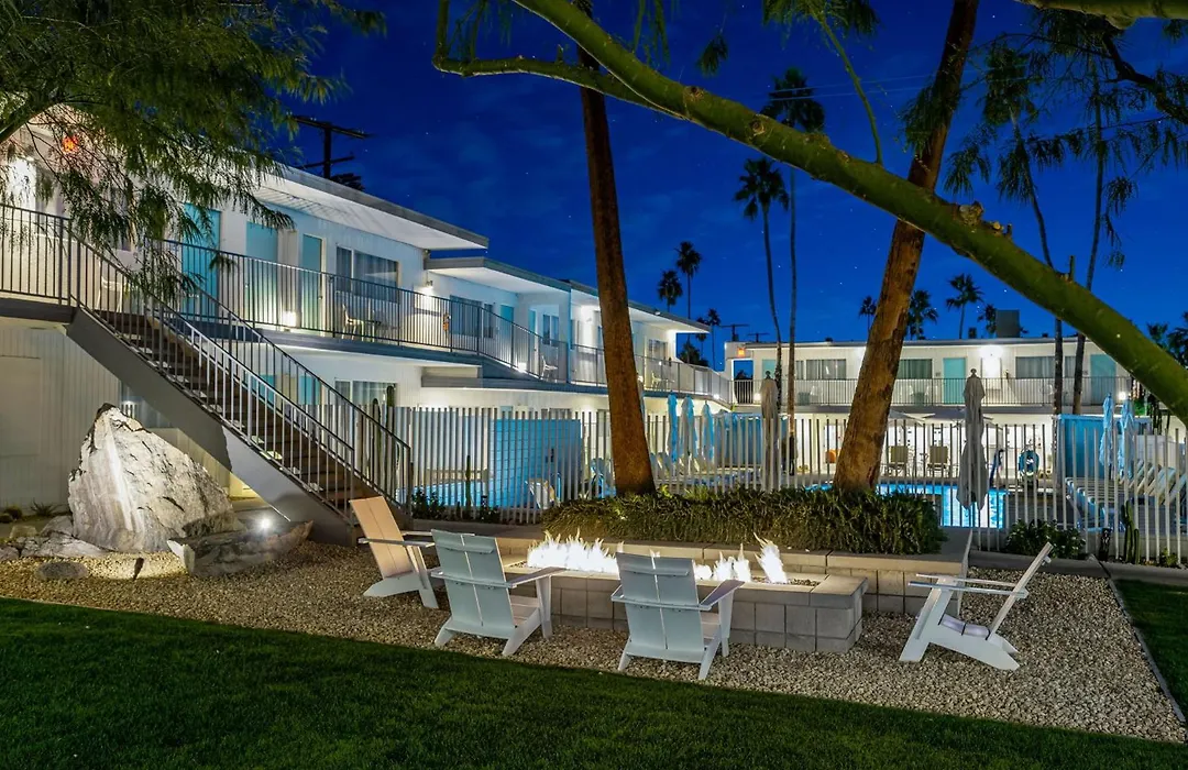 The Skylark, A Palm Springs Hotel-1