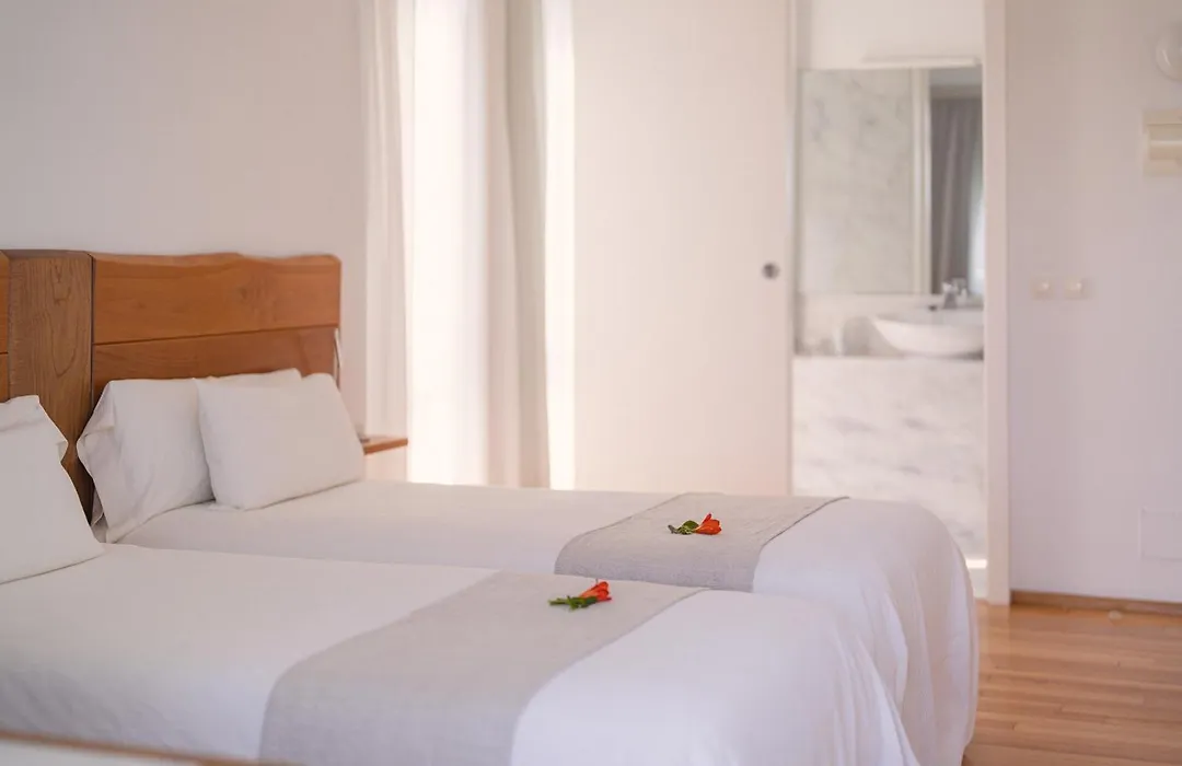 Hotel A Miranda-1