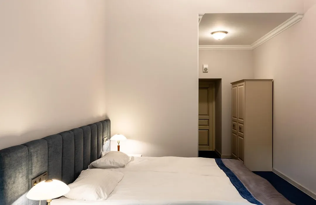 Metro Hotel Apartments-1