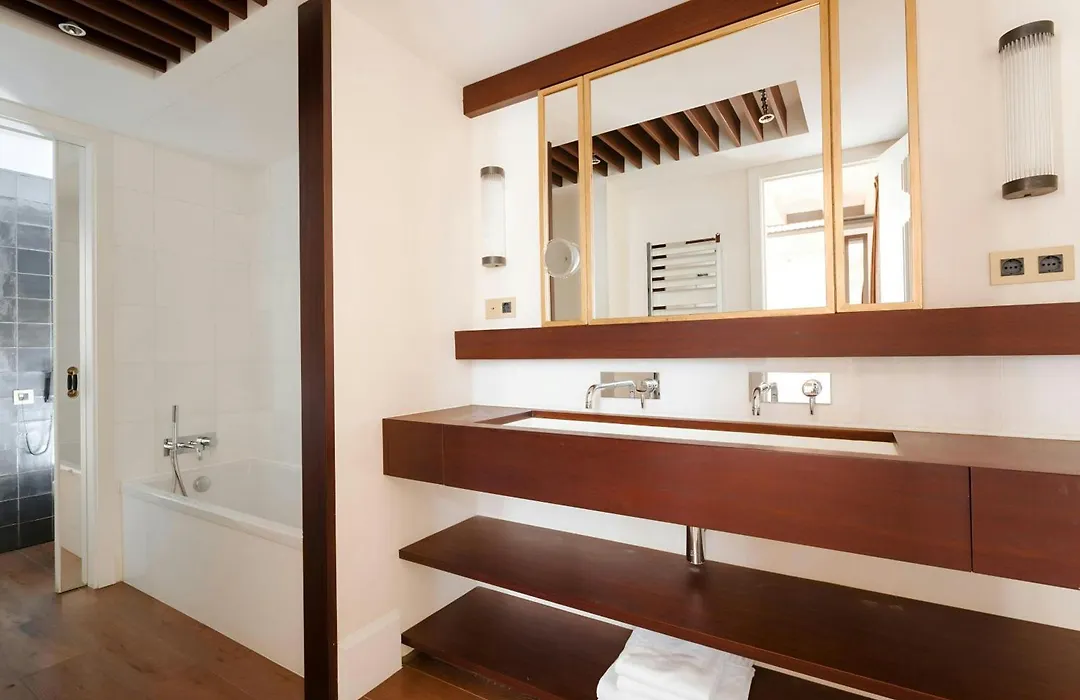 Do Placa Reial Hotel Gothic Quarter, Sonder By Marriott Bonvoy-1