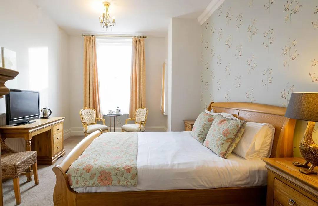 Thomas Paine Hotel-1