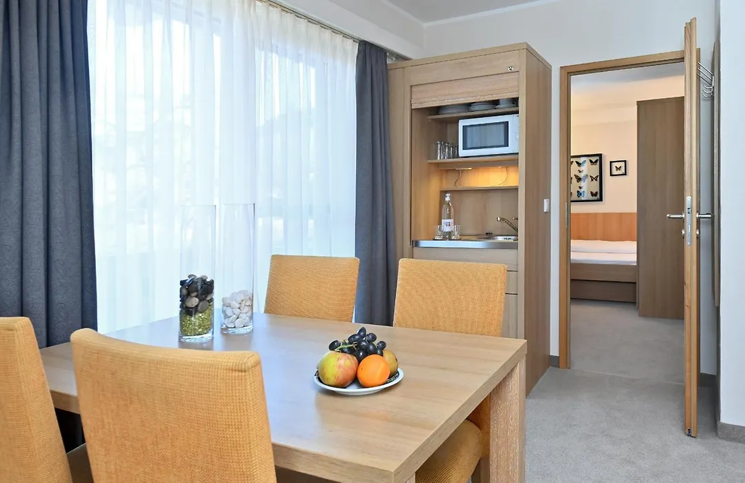 Landhaushotel Hof Wasserkuppe-1