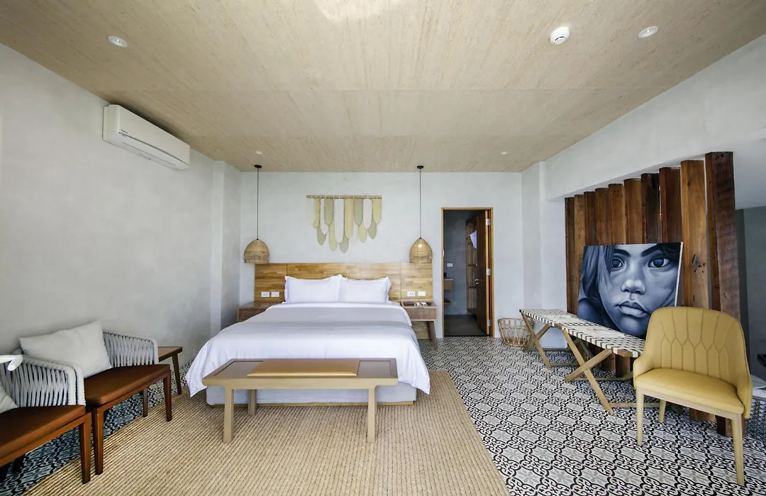 Burgos Reef Boutique Resort-1