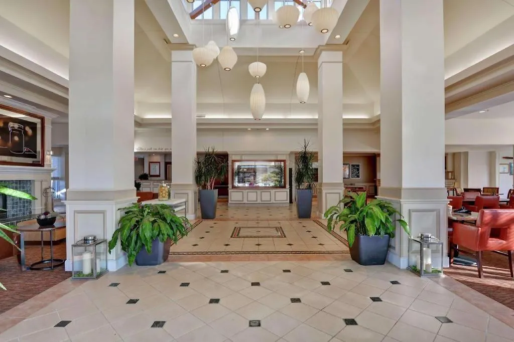 Hilton Garden Inn Oshkosh-1