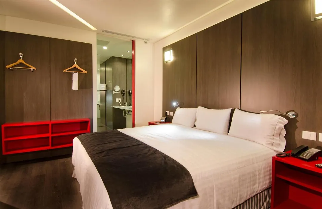Ramada Encore By Wyndham Guadalajara Sur-1