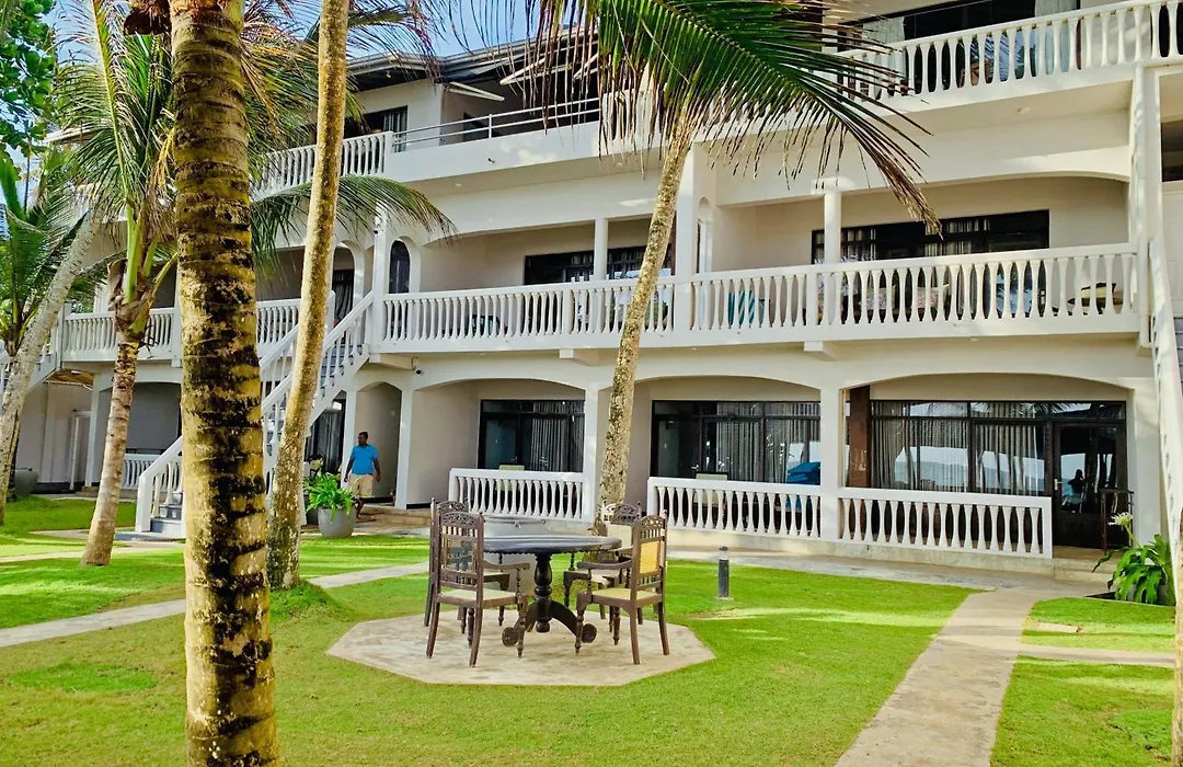 Suite Lanka-1