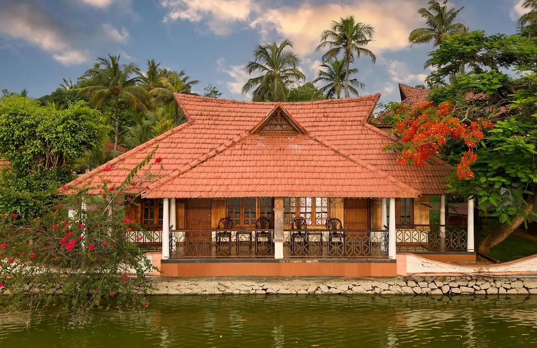 Sterling Lake Palace Alleppey-1
