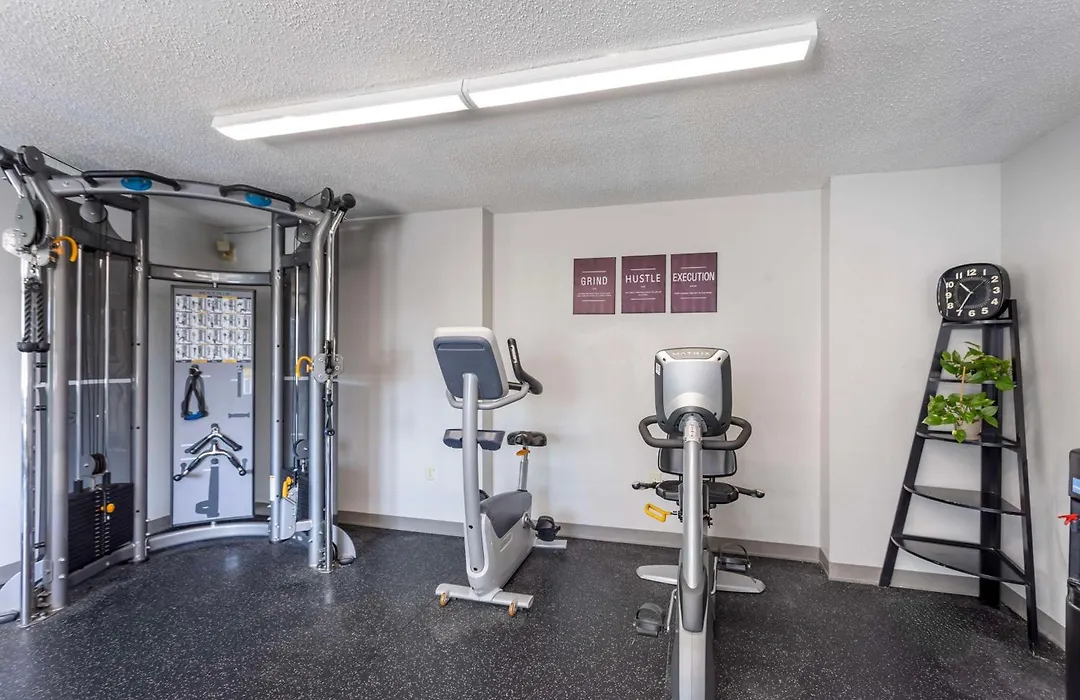 Executive Residency By Best Western Philadelphia-Willow Grove-1