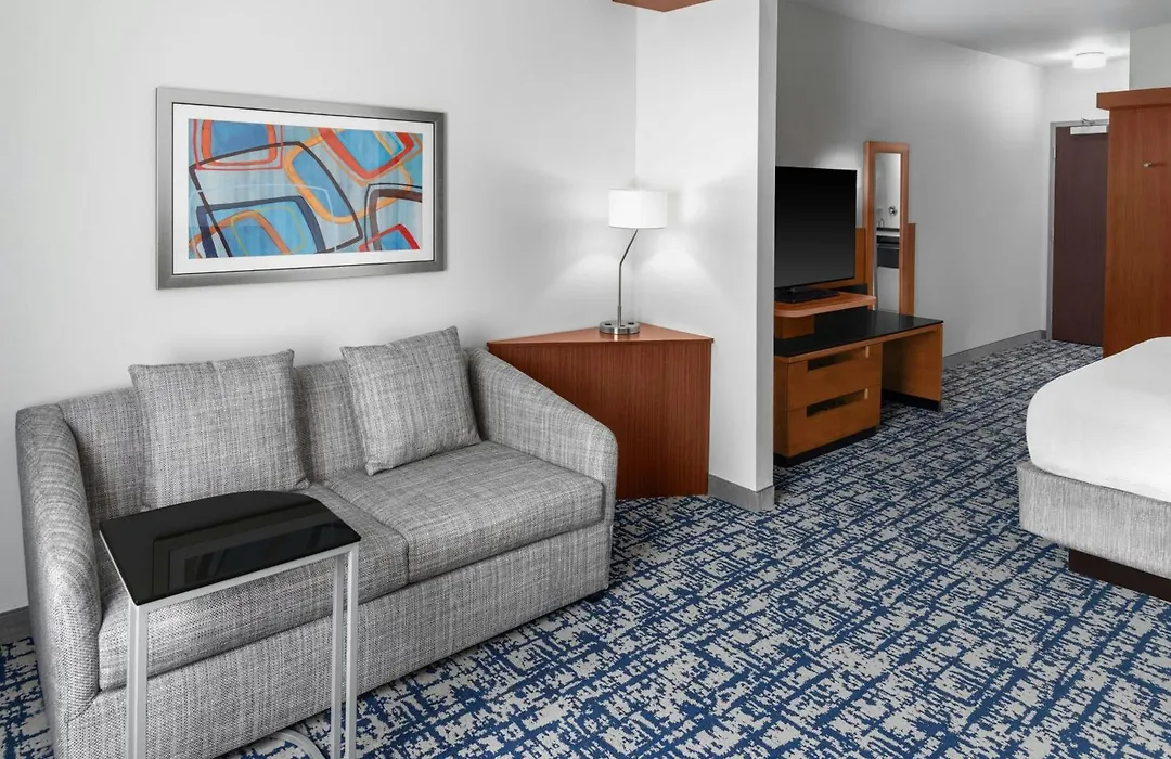 Fairfield Inn And Suites By Marriott Calhoun-1