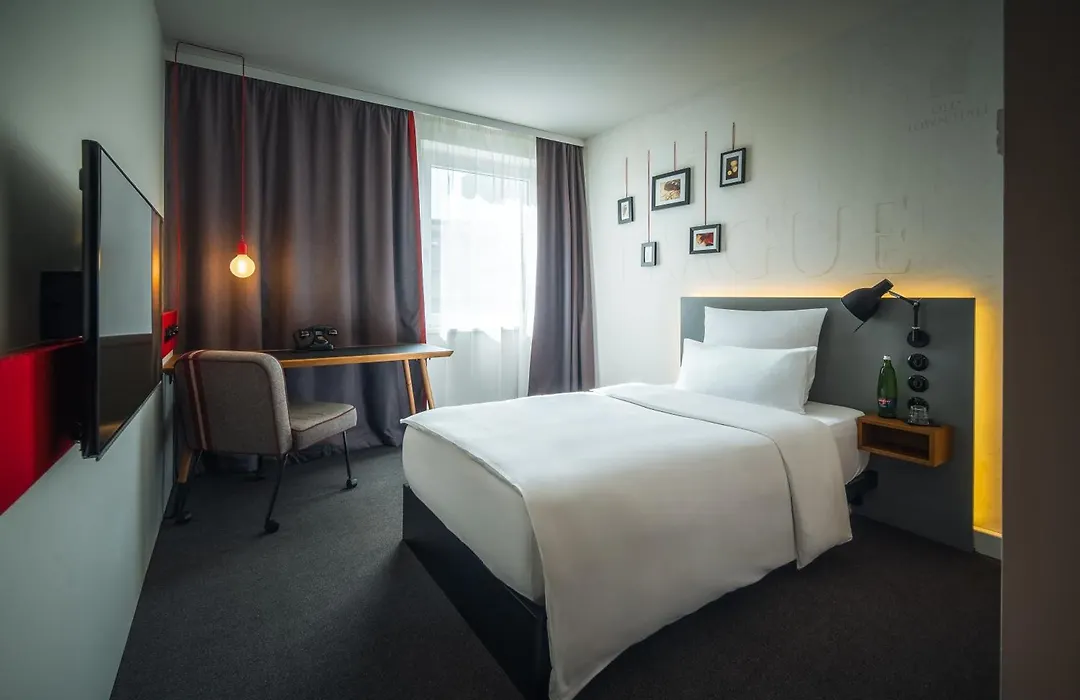 Hotel PULSE8-1