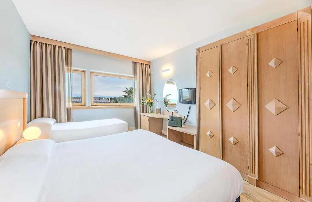 Grand Hotel Continental-1