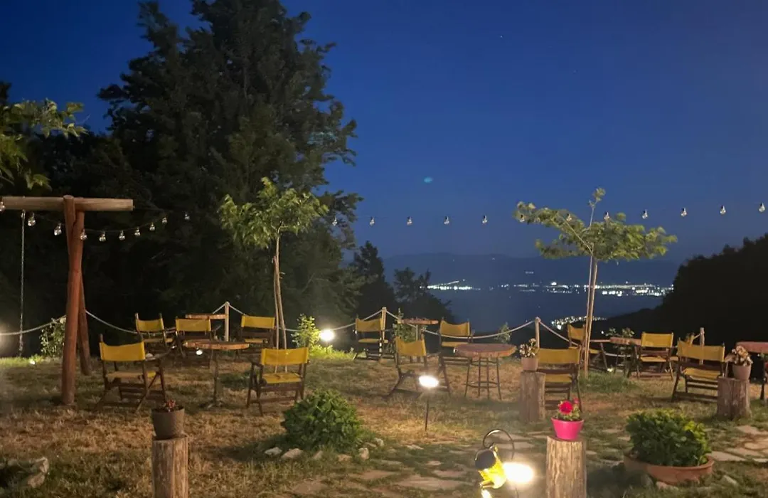 Tasia Mountain Hotel-1