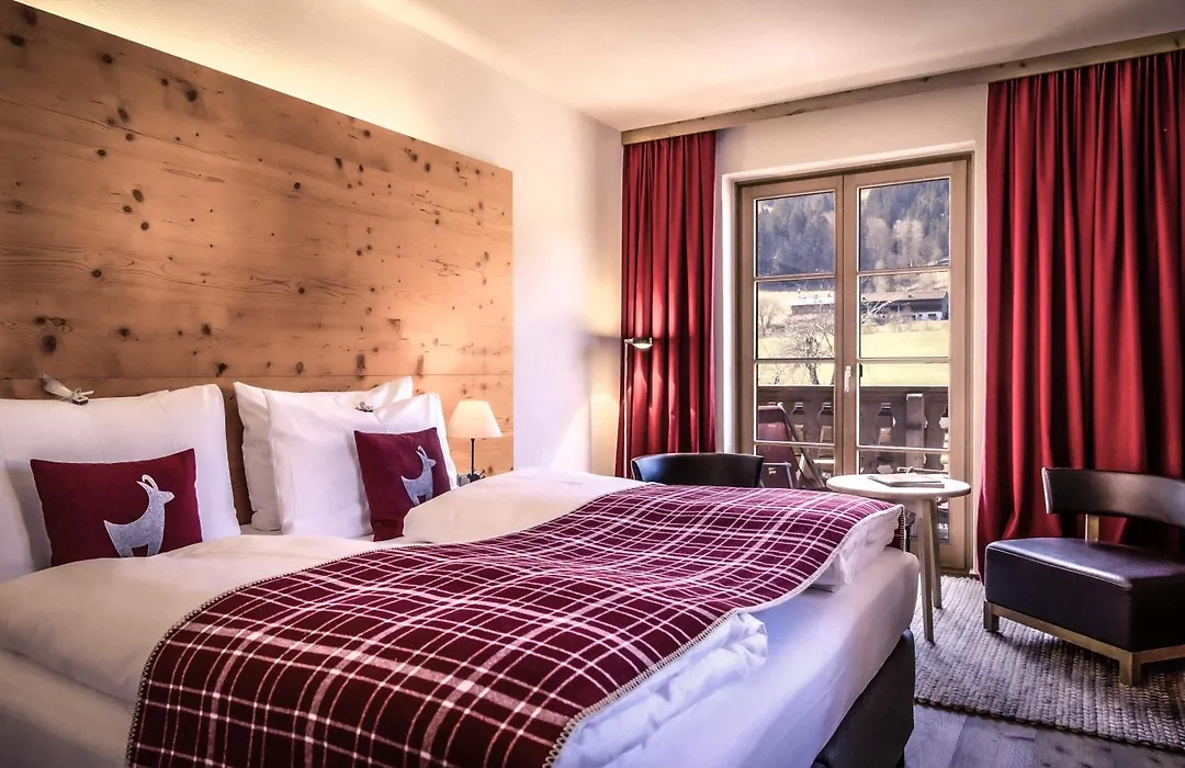 Kitzhof Mountain Design Resort 4 Sterne Superior-1