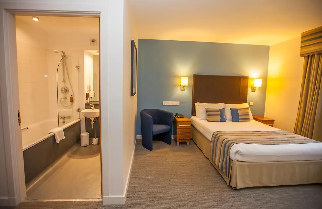 Stirling Court Hotel-1